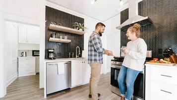 Frigorífic, forn, placa de cuina i rentaplats