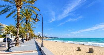 Gorgeous apartment in Benicasim with WiFi