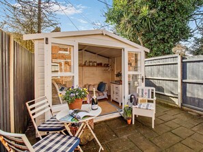 Outdoor dining - 2 Bed in Norwich (oc-26363) (Mundesley)