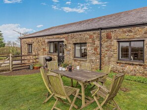 Outdoor dining - 2 Bed in Bude (oc-04727) (Poundstock)