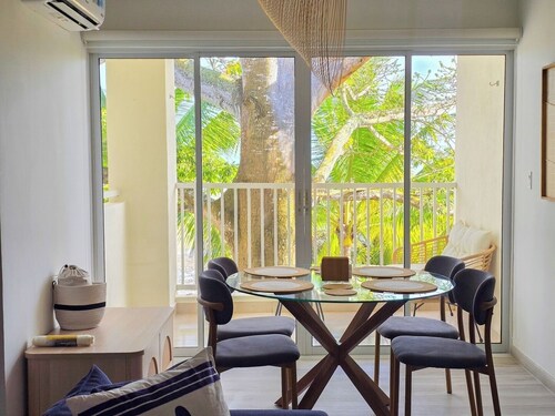 The Nautique - Loft front beach