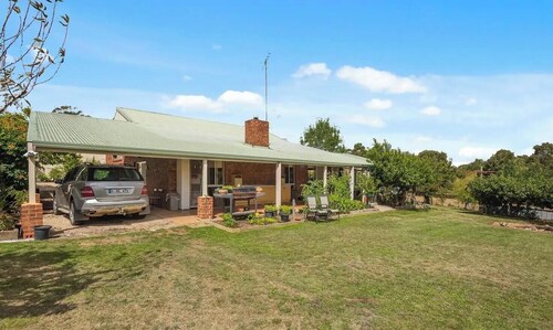 Tranquility of Shenandoah Farmstead in Macedon Ranges