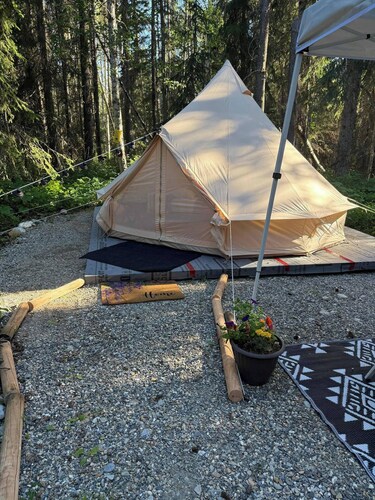 Willowbank Bell Tent