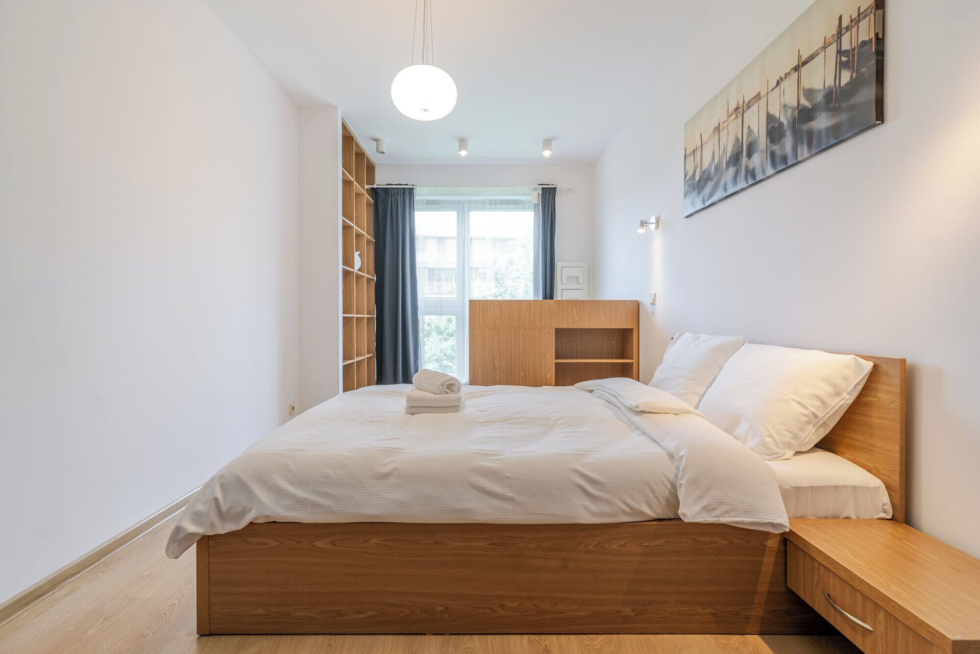 1 slaapkamer, een strijkplank/strijkijzer, wifi, beddengoed