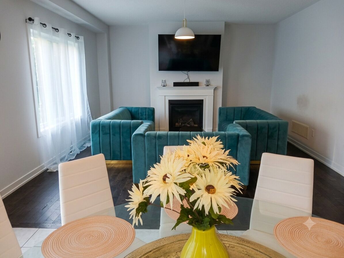 Modern Family Home Near Port Dover - Port Dover