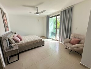 Room - Walk to Cabarete Beach. Spacious 3BR/3BA ProCab Townhouse. Electricity included. (Cabarete)
