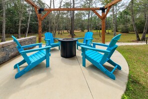Property grounds - Magnolia Charm - New Listing in Fairhope - Walk to Mobile Bay (Fairhope)