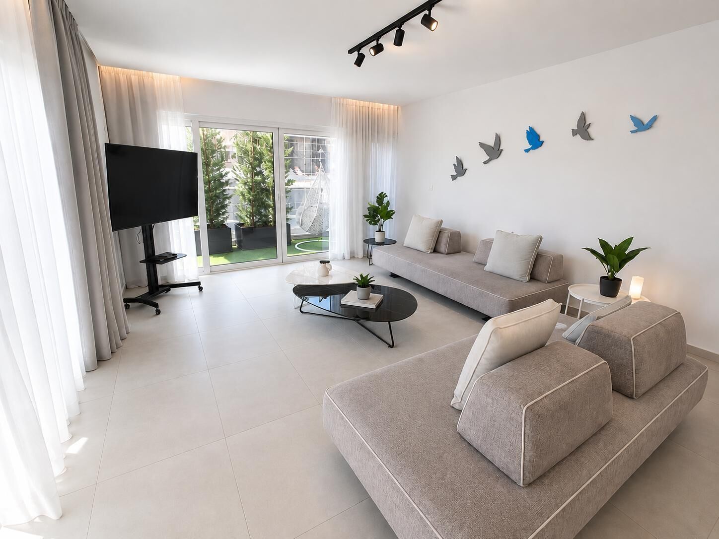 Paoli Penthouse By Ezoria Villas - Limassol