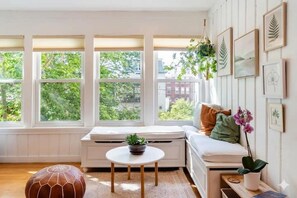Interior - Boston Retreat, Firepit, Fireplace,  two full kitchens & Private Backyard (Boston)