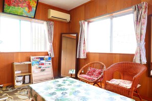 Interior - Atom House (Okinawa shi)