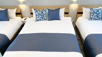 Duplex, 2 Bedrooms | Blackout drapes, iron/ironing board, WiFi (free), bed sheets