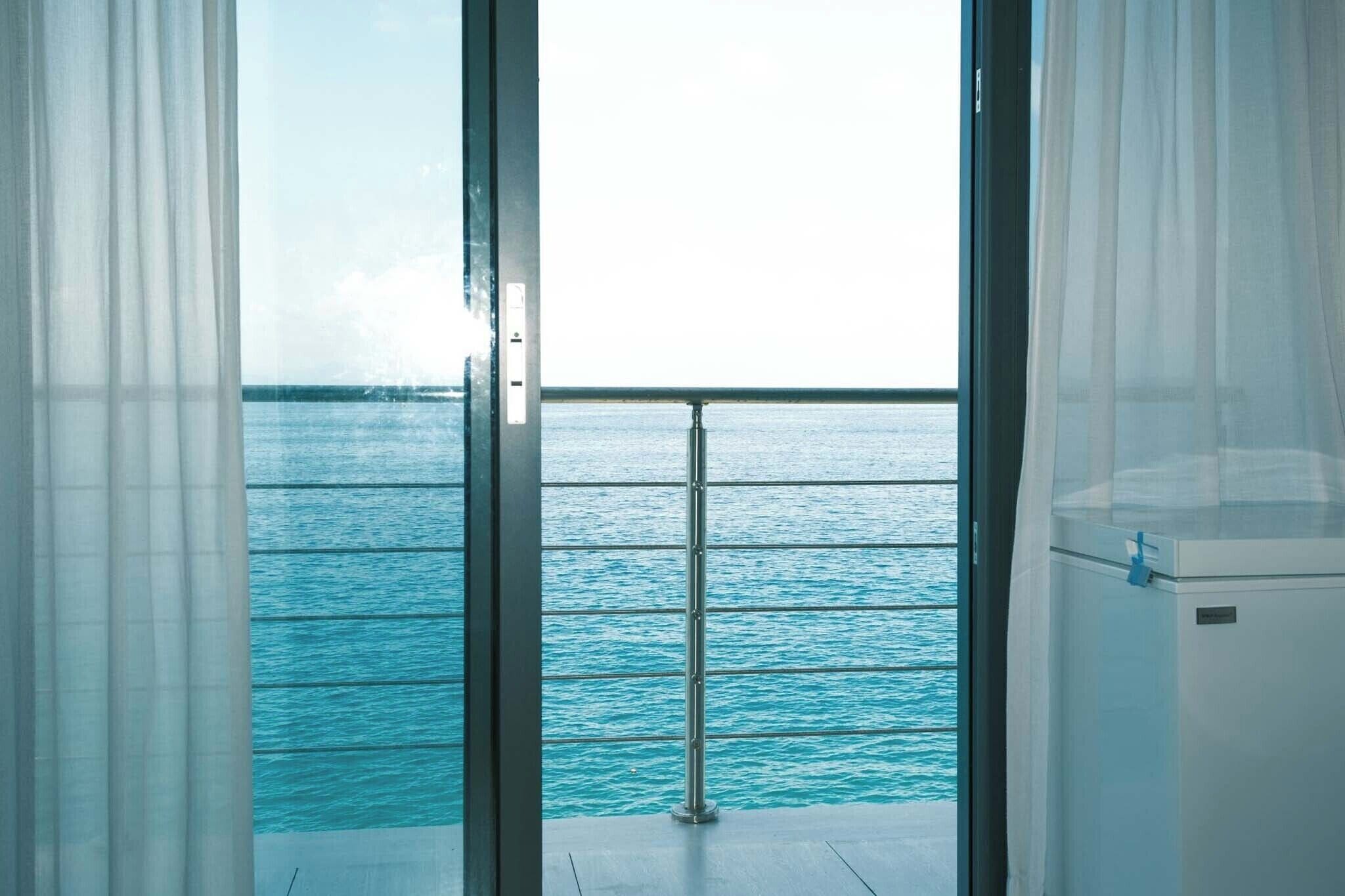 Superior Twin Room, Balcony, Sea View | Terrace/patio