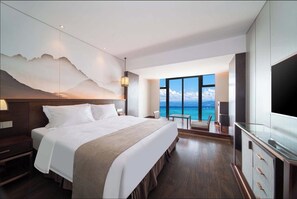 Premium bedding, down duvets, blackout curtains, soundproofing - Bantianyun Coast Resort (Shenzhen)