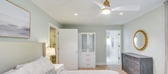 Cute and Cozy cottage with modern upgrades in Cary Downtown