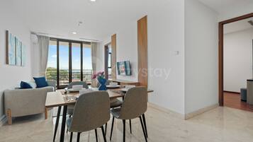 Apartament, 2 dormitoris, vistes a la ciutat | Menjador