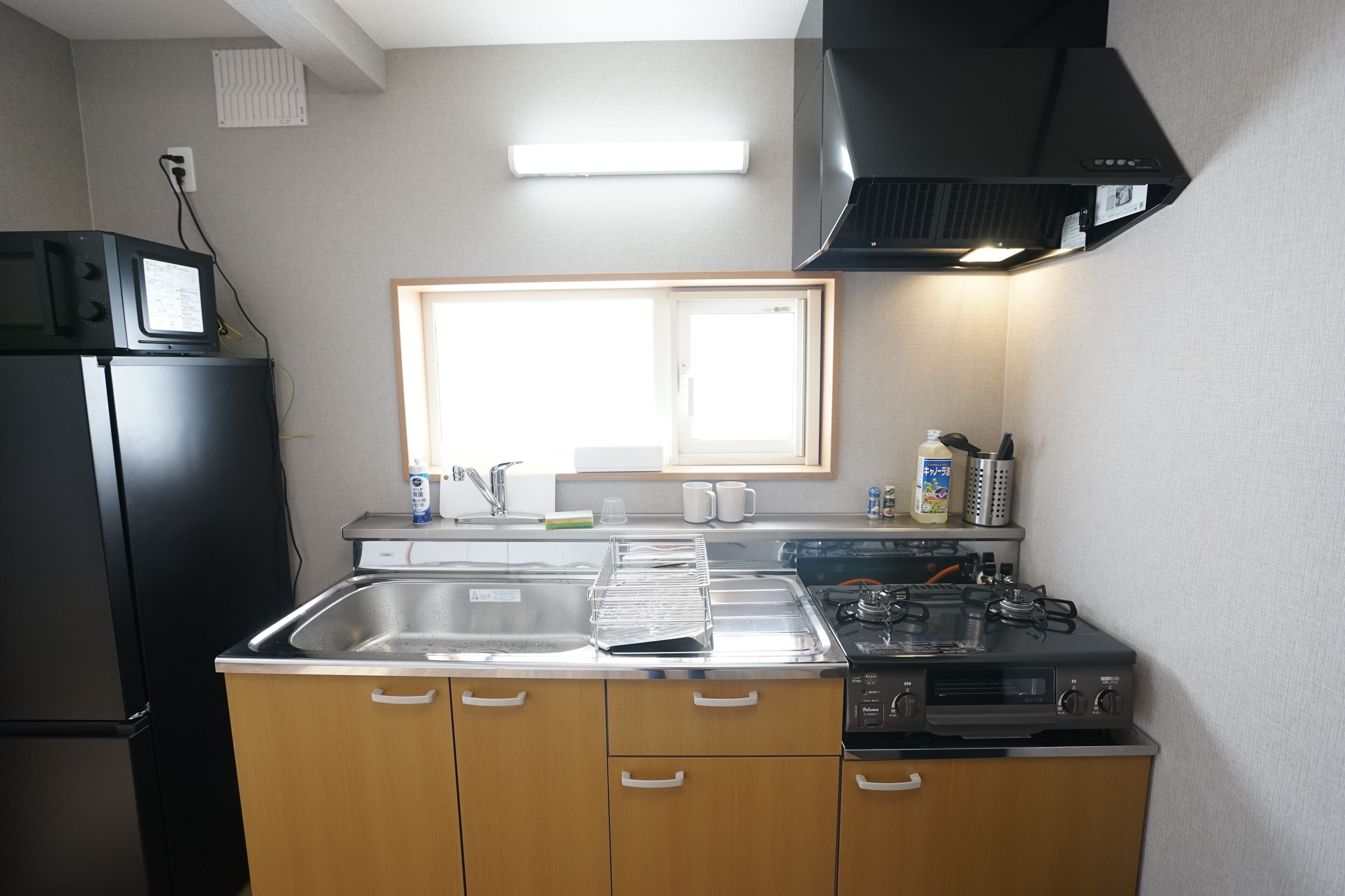 Basic House, 3 Bedrooms, Mountain View | Private kitchen