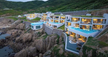 XIHUI Cliff Hotel