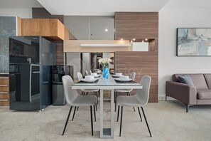 Apartament, 2 dormitoris, vistes a la ciutat | Menjador