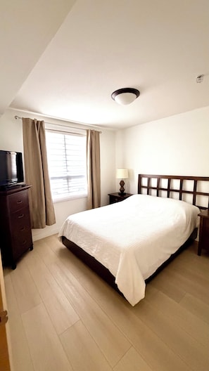 2 chambres, fer et planche à repasser, Wi-Fi, literie fournie
