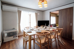 Basic-Haus, 4 Schlafzimmer, Stadtblick | Speisen