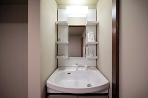Basic-Haus, 4 Schlafzimmer, Stadtblick | Badezimmer