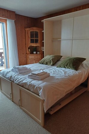 Internet - Le Cocon, (Champery), by Interhome (Champery)