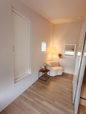 Interior - City-Center Gem with Prime Reykjavík Access (Reykjavík)