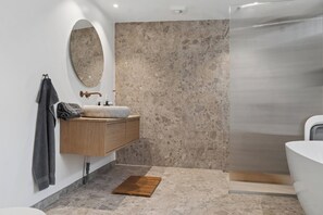Dusche, Haartrockner