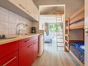 Room - Fully equipped beach house with a terrace (Ellemeet)