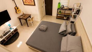 1 habitación, internet y ropa de cama