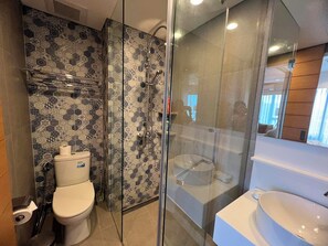 Bathroom - Laguna Lakeside Residences Phuket -YSLL (Tambon Si Sunthon)