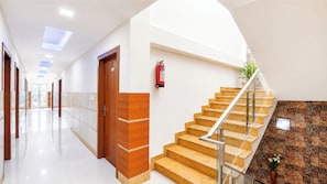 Lobby - Hotel 24 Seven Stay Inn Jalandhar (Jalandhar)