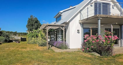 4 bedroom amazing home in Kivik
