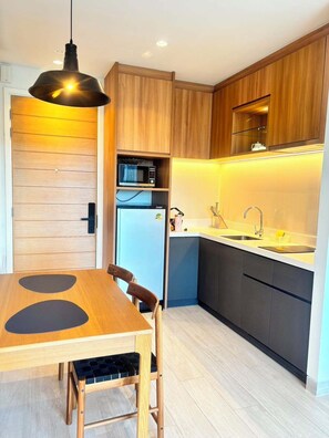 Dining - Laguna Lakeside Residences Phuket - YWYJ (Tambon Si Sunthon)