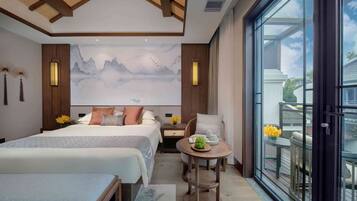 Comfort Double or Twin Room, Balcony, Courtyard View | Desk, WiFi (free)