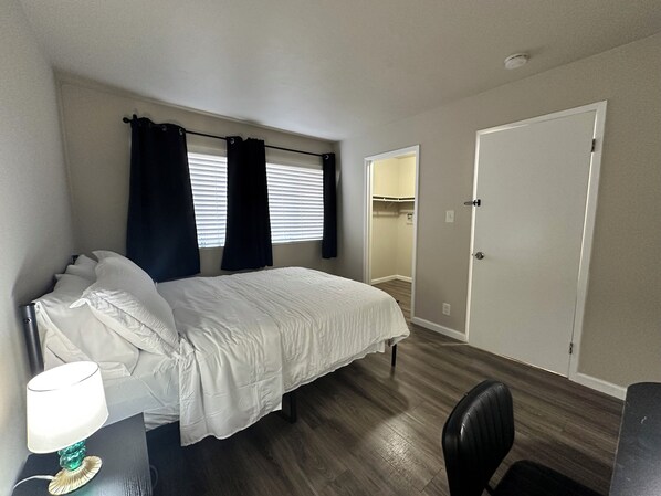 2 bedrooms, WiFi (free), bed sheets