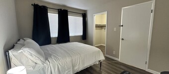 Gateway to Napa & SF: Charming 2-Bedroom Vallejo Apt