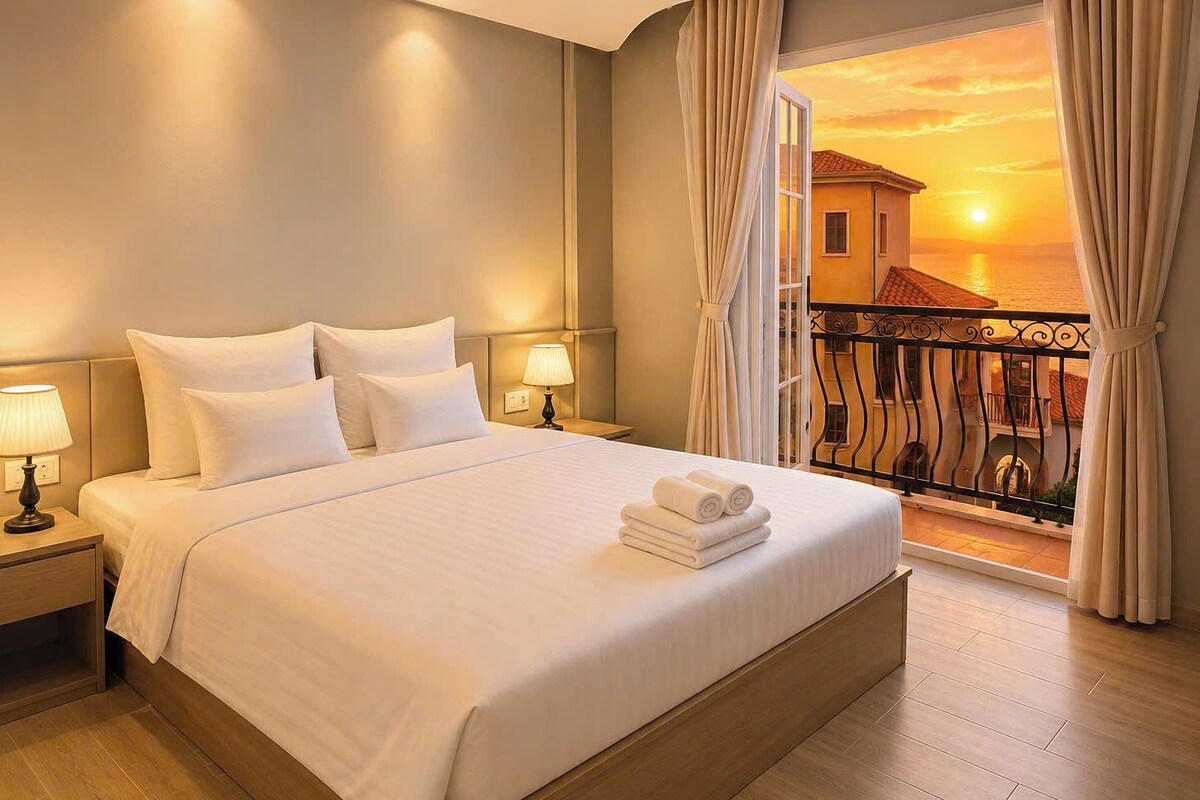 Superior Room, Sea View | Laptop workspace, free WiFi