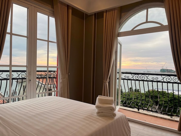 Room - Blue Hotel & Spa Phu Quoc Sunset Town (phu quoc)
