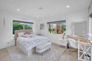 Room - Walk to Beach • Heated Pool + EV Charger • Near Las Olas | Dolphin Isles Oasis (Fort Lauderdale)