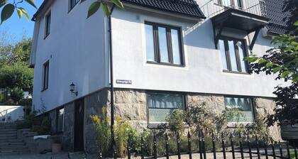 The Little Nest Borås – Private Guest Apartment & Parking