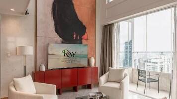 Appartement, balcon, vue ville | Intérieur