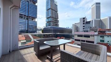 Tempat makan outdoor