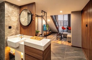 Comfort Duplex | Individually decorated, laptop workspace, blackout drapes, soundproofing - Inmo Hotel Chengdu Chunxi Road Taikoo Li (Chengdu)