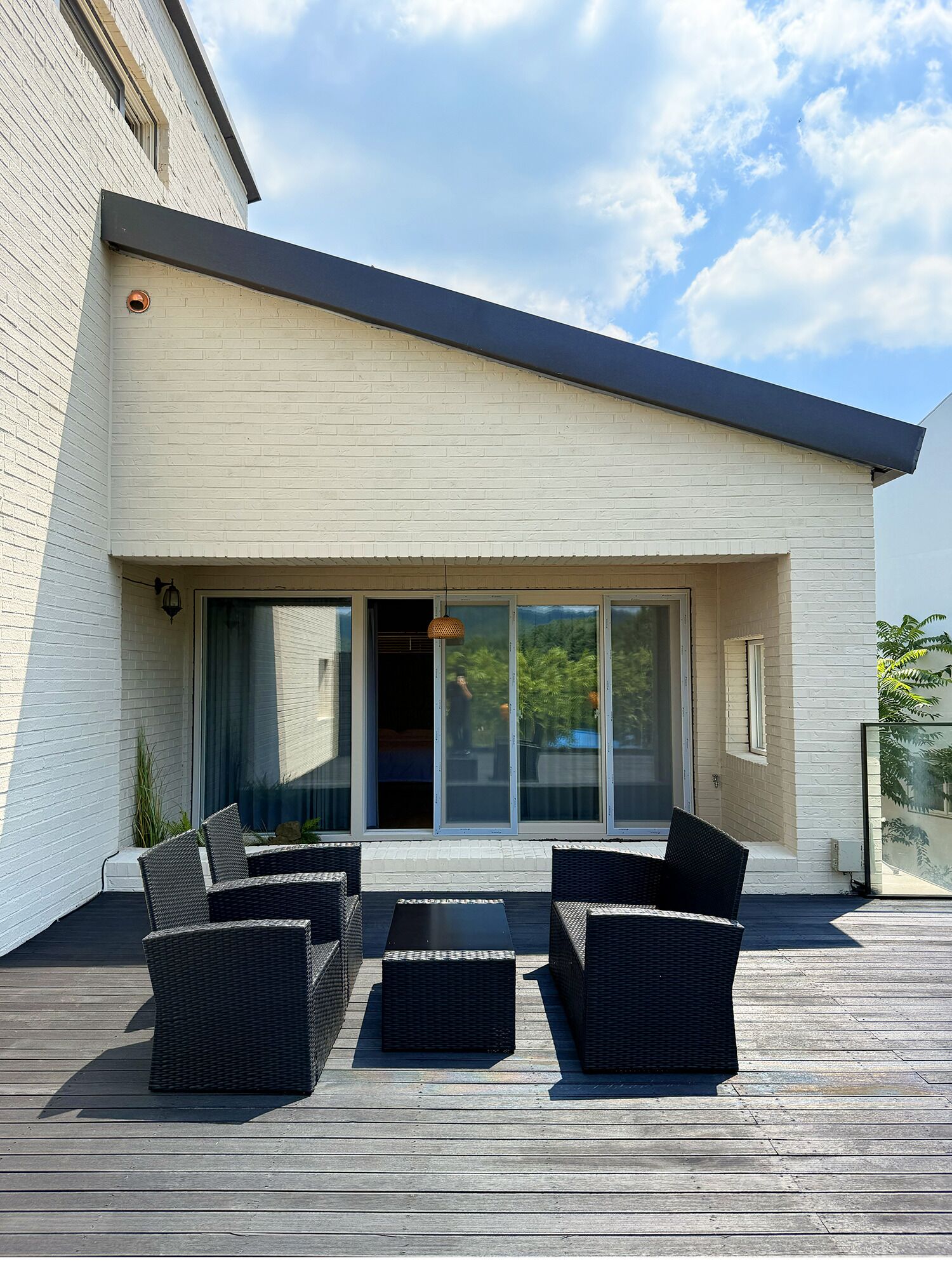 Glow Suite Room 1003 | Terrace/patio