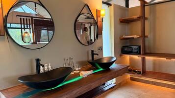 Luxury Suite | Interior