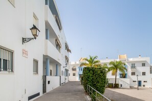 Unclassified image, 5 of 25, button - Leonor Apartment in the Center with Parking (Conil de la Frontera)