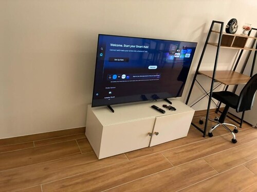 NovaStay Breuillet – Modern Garden Apartment