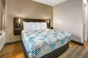 Free WiFi - 1 Full Bed | ADA/RI Shower (San Bernardino)