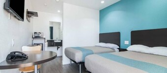 2 Full Beds | Smoking, Micfridge